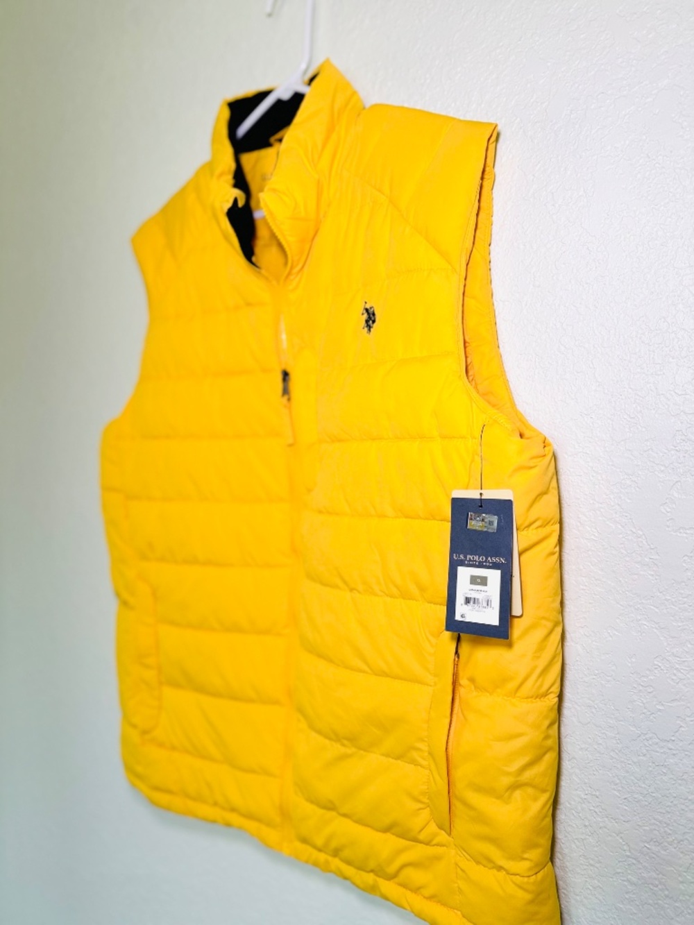 U.S. Polo Assn. Men's XL Puffer Vest Butter Yellow Quilted Midweight Zip New - Picture 2 of 12